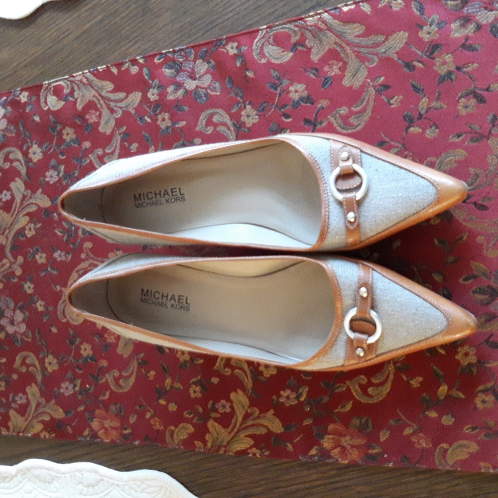 Michael Kors kitten heel shoes